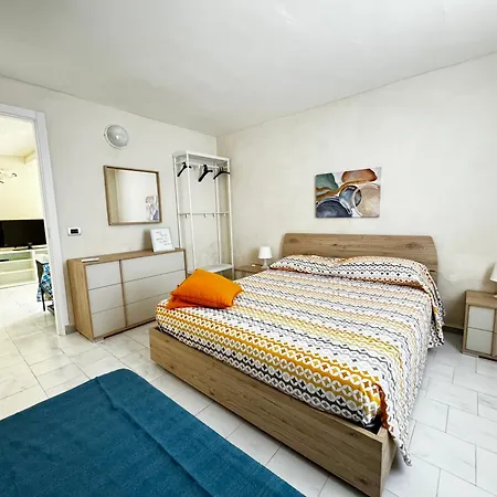 A Due Passi Dal Mare In Pieno Relax Holiday home Santa Maria Del Focallo